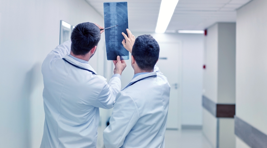 Spine Specialist in Mumbai