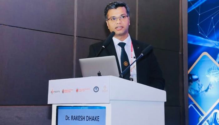 Best Spine Specialist in Mumbai- Dr. Rakesh Dhake